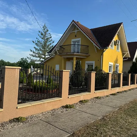 Flamingo Апартаменты *