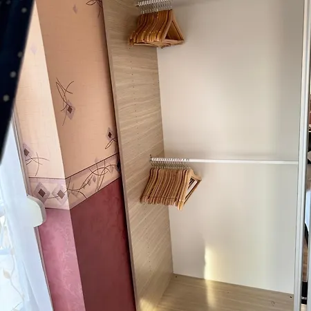 Flamingo Apartment