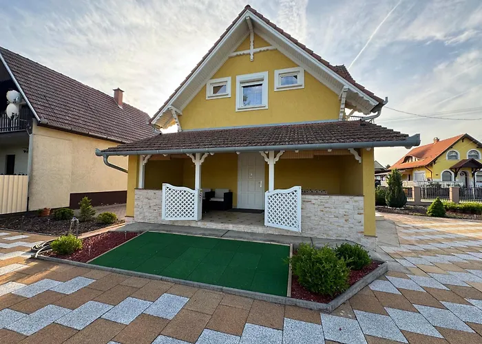 Flamingó Apartman Kiskunmajsa